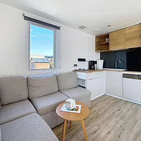 Mobil-home Confort 3 Ch, Piscine Chauffee, 200m Plage, Parking, Wifi, Animaux Admis - Fr-1-361a-72 * Jullouville-les-Pins