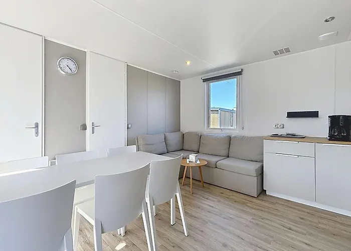 Mobil-home Confort 3 Ch, Piscine Chauffee, 200m Plage, Parking, Wifi, Animaux Admis - Fr-1-361a-72 بيت للعطل