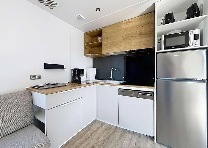 Mobil-home Confort 3 Ch, Piscine Chauffee, 200m Plage, Parking, Wifi, Animaux Admis - Fr-1-361a-72 別荘 *